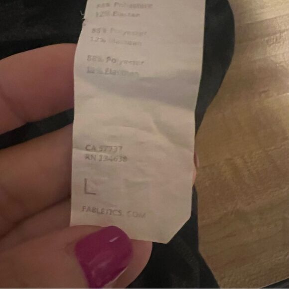 Fabletics women' MId-Rise Printed Heathered Legging size large - Picture 6 of 9